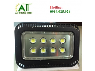 Đèn Pha Led Cao Áp 400W Kính Lúp