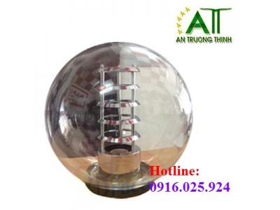 Đèn Cầu Trắng Trong Tán Quang D300