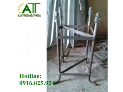 Bulong Khung Móng Trụ Đèn M22